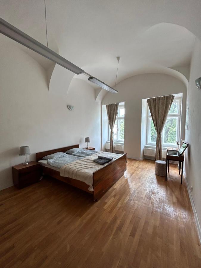 Best View In The Heart Of Kosice Apartment Ngoại thất bức ảnh