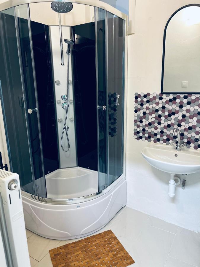 Best View In The Heart Of Kosice Apartment Ngoại thất bức ảnh